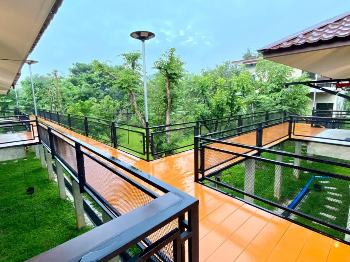 บ้านต้นไม้โฮมสเตย์อุทัยธานี Exterior foto